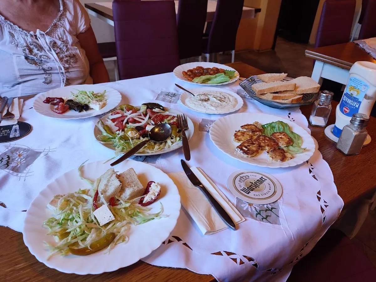 BookNoFees: Restaurant – Zur Kuhle – Schalksmühle – Către Kuhle, fotografie 1