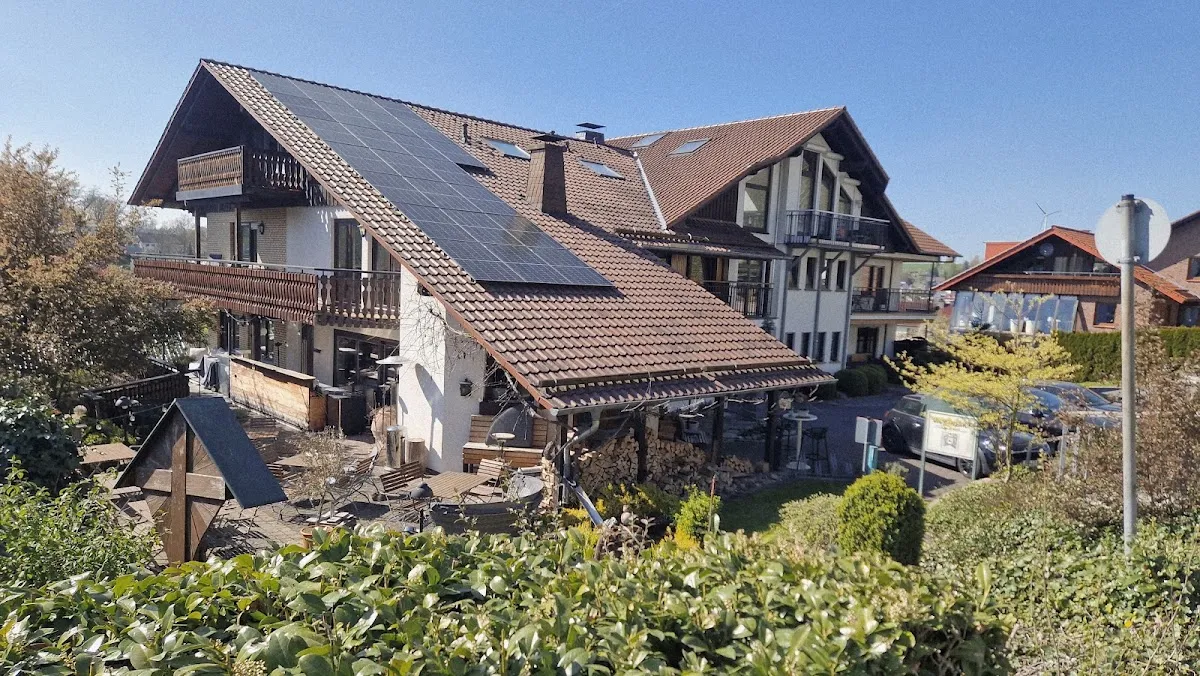 BookNoFees: Restaurant – Hotel-Restaurant-Café Tannenhof – Bad Wünnenberg – Hotel-Restaurant-Cafenea Tannenhof, fotografie 1