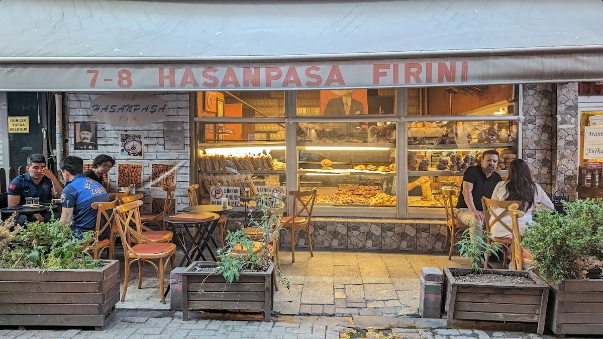 BookNoFees: Brutărie – 7-8 Hasanpaşa Fırını – Istanbul – 7-8 Brutăria Hasanpaşa, fotografie 1
