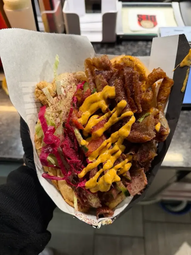 BookNoFees: Restaurant – Haus des Döners Datteln – Datteln – Casa Kebabului din Datteln, fotografie 3
