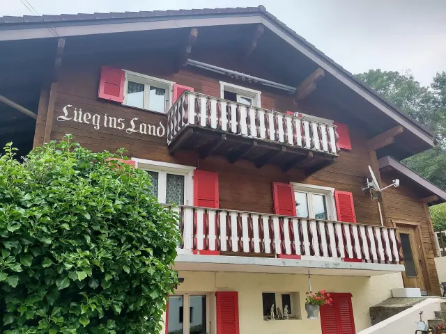 BookNoFees: Apartament de vacanță „Lüeg ins Land” – Bürchen – Bürchen