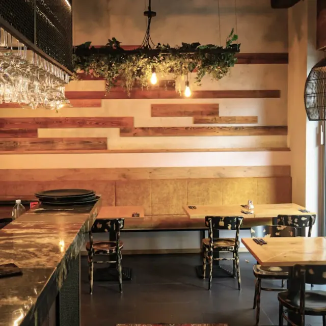 BookNoFees: Restaurant – Sypka Mąka – Warsaw – Făină liberă, fotografie 2