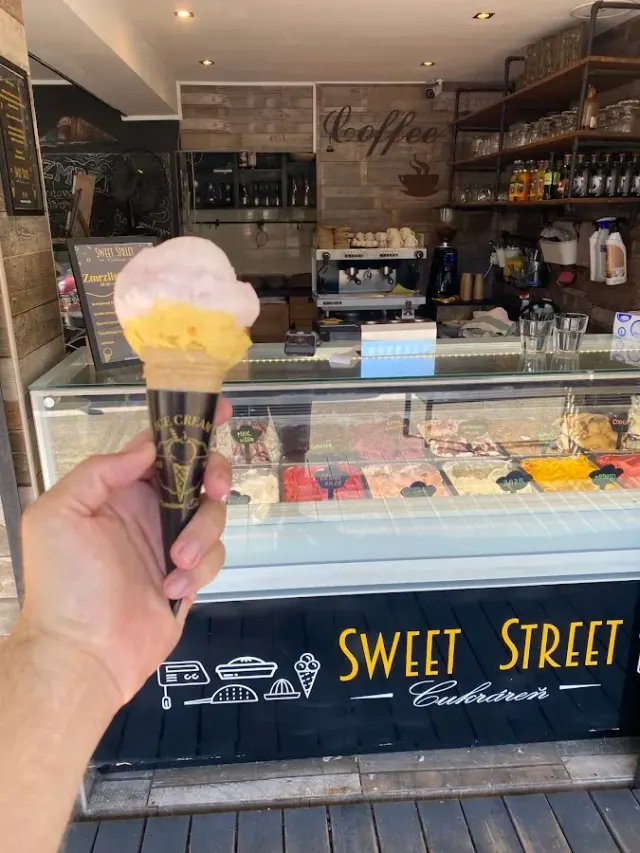 BookNoFees: Brutărie – Sweet Street – Bratislava – Strada Dulce, fotografie 2