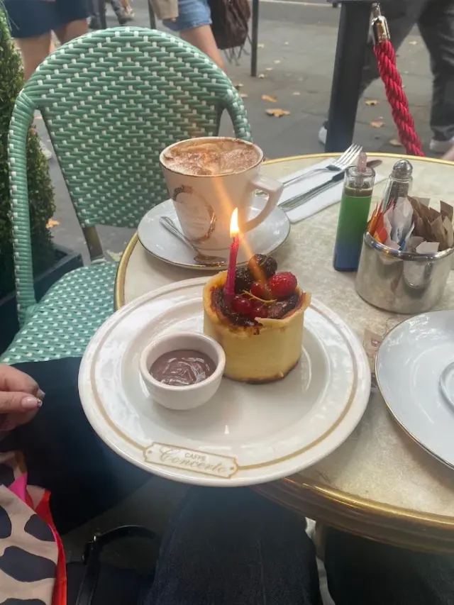 BookNoFees: Cafenea – Caffe Concerto – London – Caffe Concerto, fotografie 2