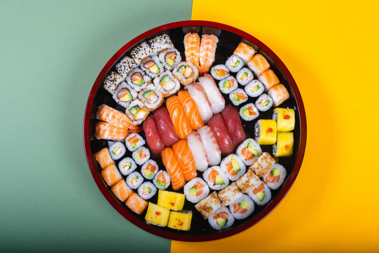 BookNoFees: Restaurant – Maki Line – Brussels – Linia Maki, fotografie 1