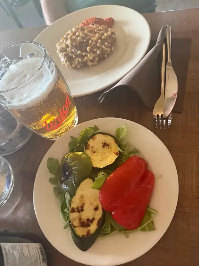 BookNoFees: Restaurant – Gostilnica Vinka – Ljubljana – Restaurantul Vinka, fotografie 2