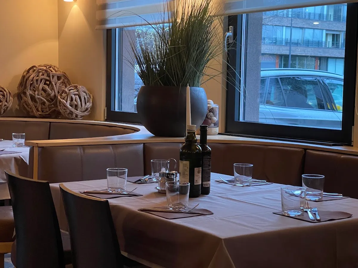 BookNoFees: Restaurant – Gostilnica Vinka – Ljubljana – Restaurantul Vinka, fotografie 1