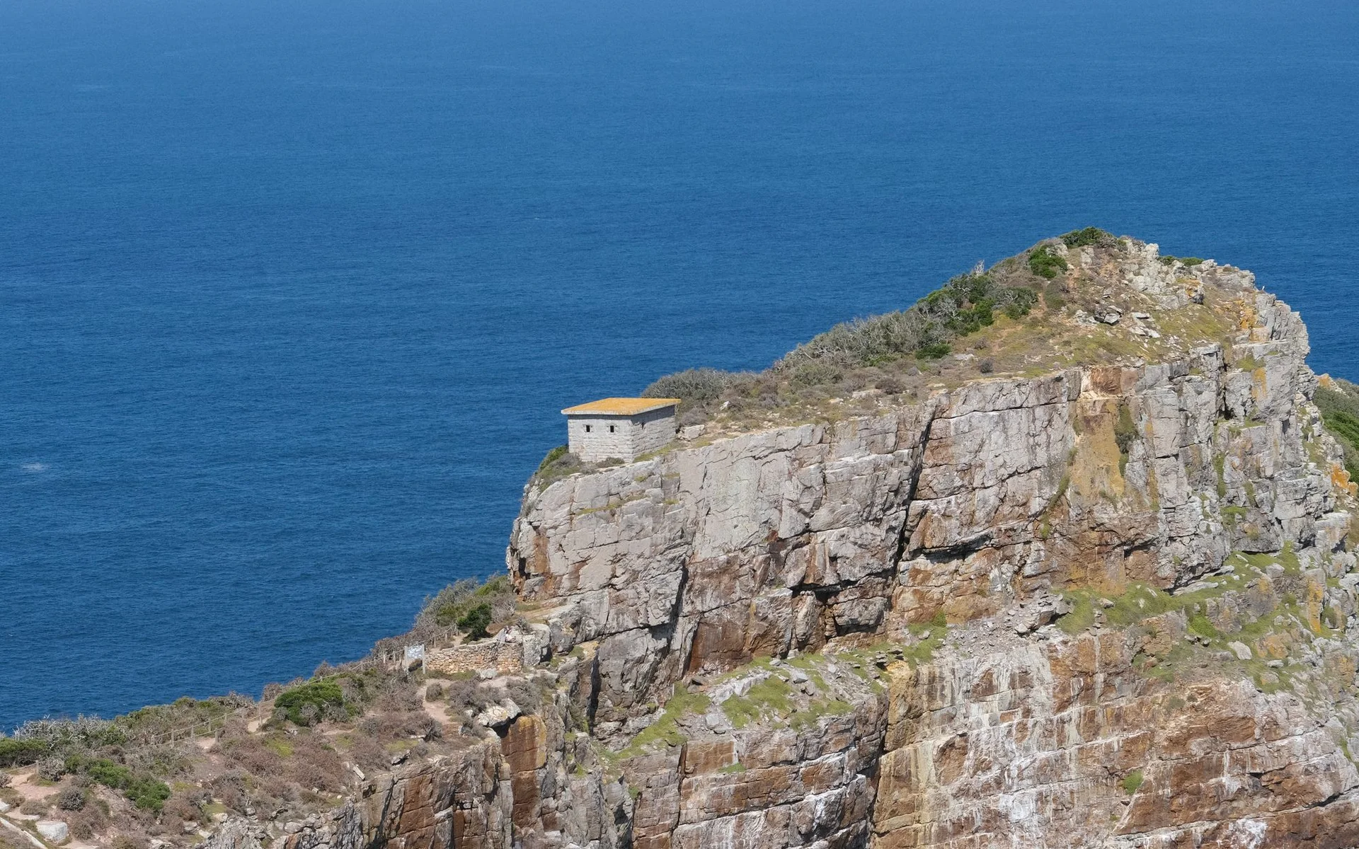 Stânci și mare pe Peninsula Capului din Africa de Sud