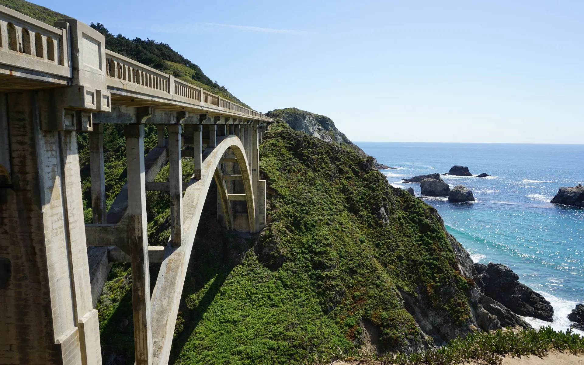 Podul Bixby Creek de pe coasta Pacificului din California