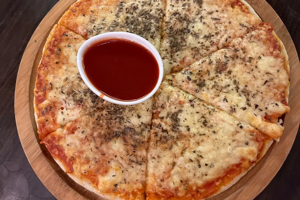 BookNoFees: Fotografie ilustrativă: Pizza